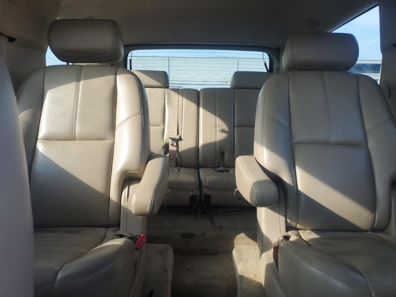 2007 GMC Yukon VIN: 1GKFC13J77J114548 Lot: 63018015