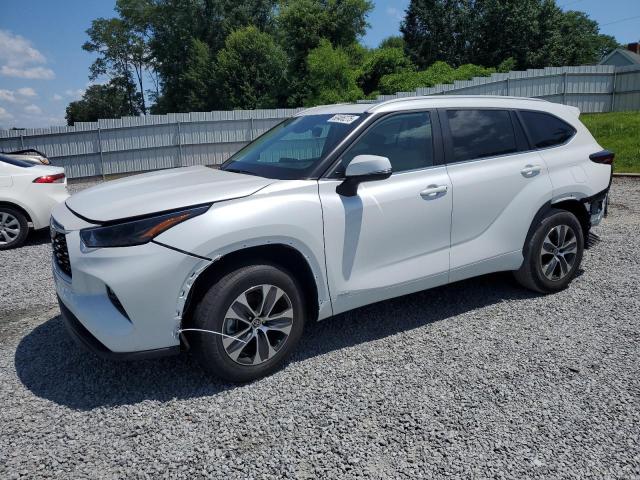 2025 Toyota Highlander Hybrid Xle