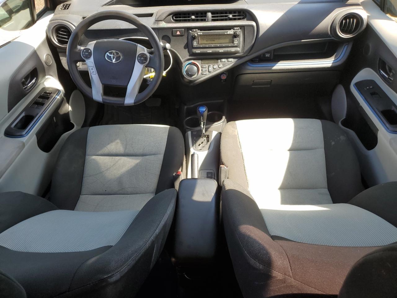 2013 Toyota Prius C VIN: JTDKDTB35D1549506 Lot: 63044985