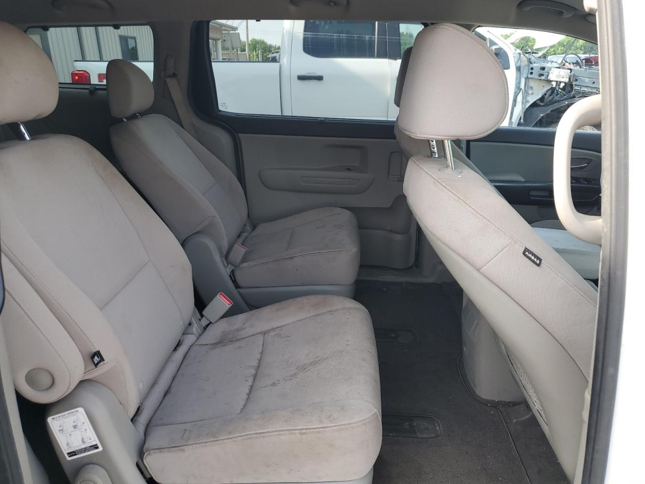 2015 Kia Sedona Lx VIN: KNDMB5C10F6070214 Lot: 60499985