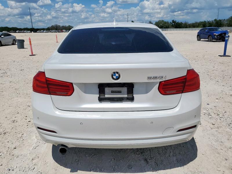  BMW 3 SERIES 2017 Белы
