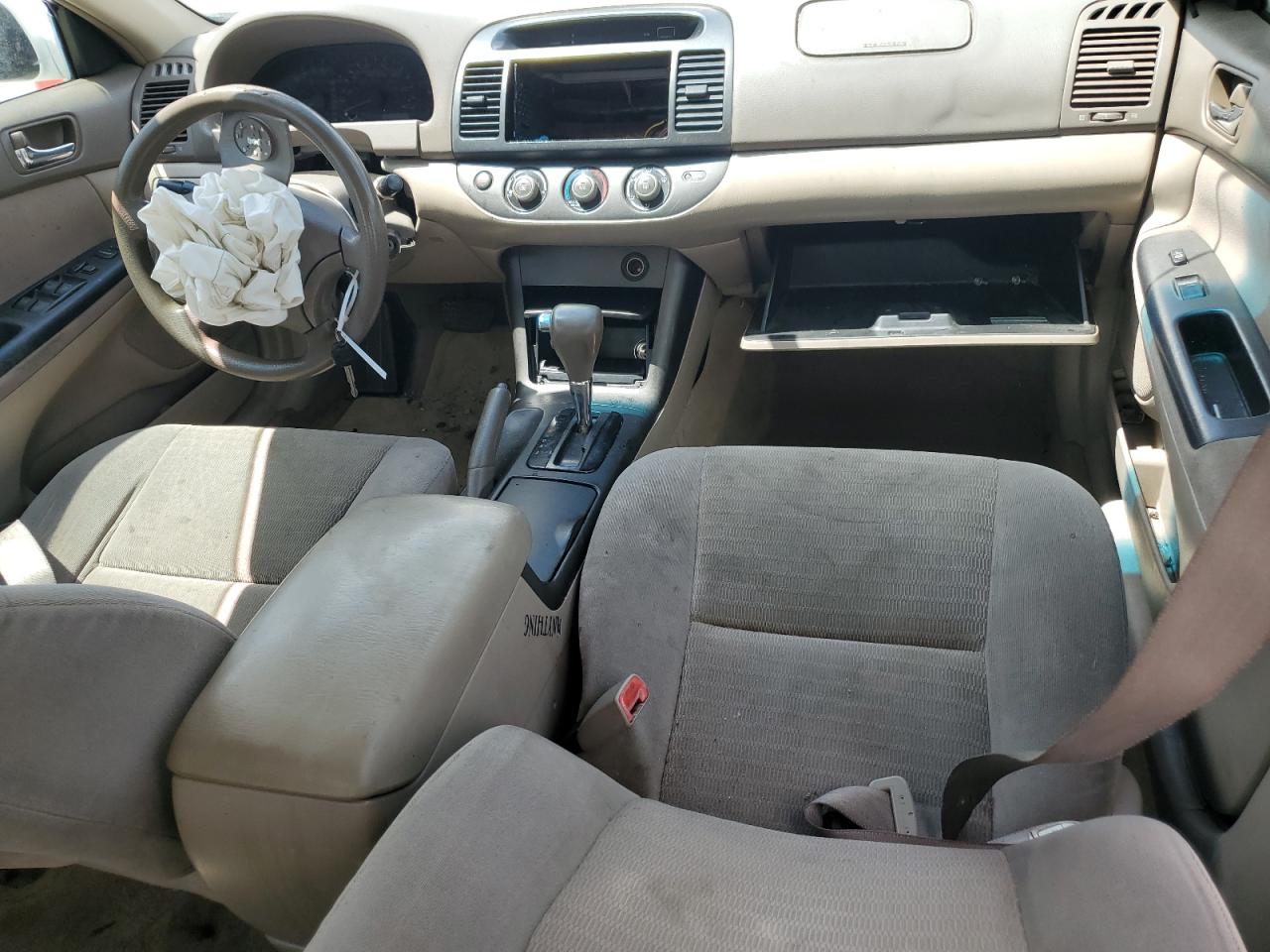 2005 Toyota Camry Le VIN: 4T1BF32K25U606533 Lot: 62873675