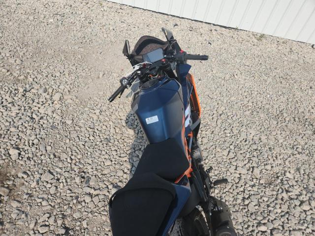 2024 KTM 390 RC  