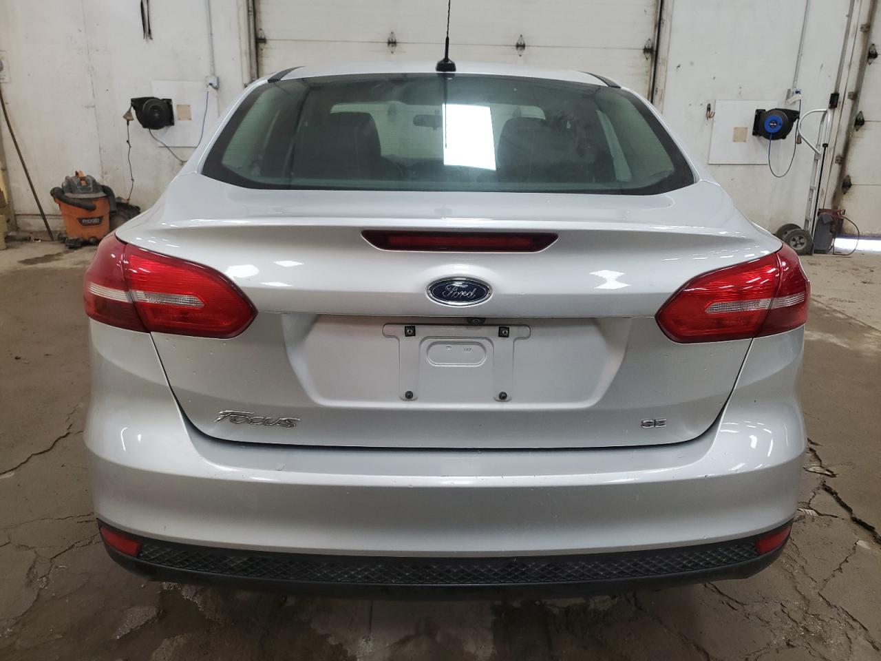 2018 Ford Focus Se VIN: 1FADP3F26JL316452 Lot: 60532925