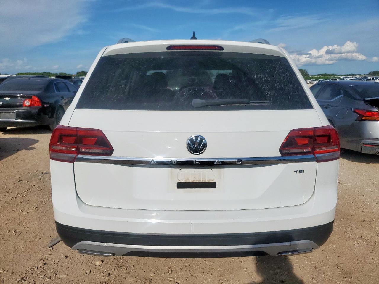 2018 Volkswagen Atlas S VIN: 1V2AP2CA8JC600960 Lot: 61817605