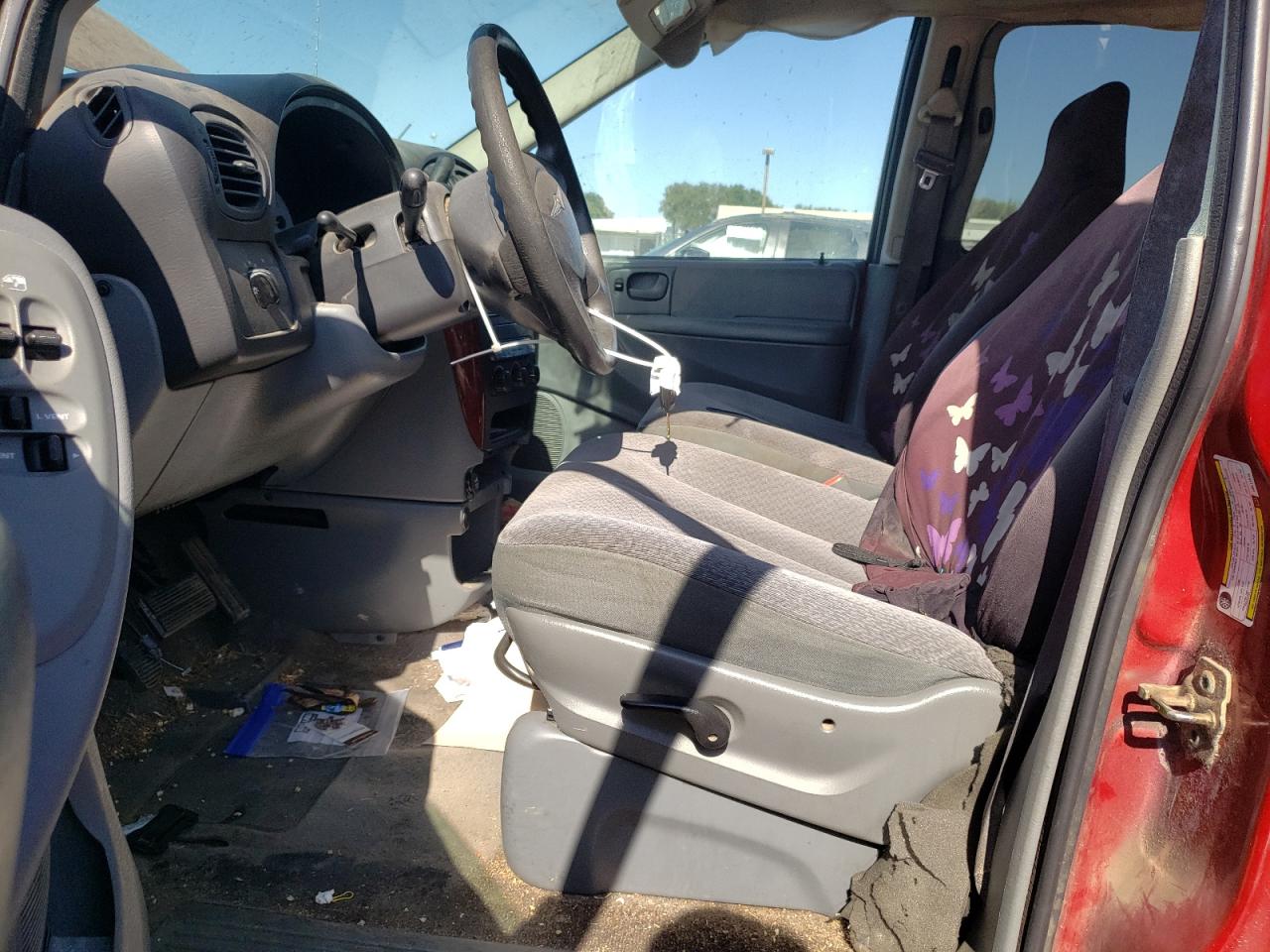 2005 Chrysler Town & Country VIN: 1C4GP45R05B411516 Lot: 62011015
