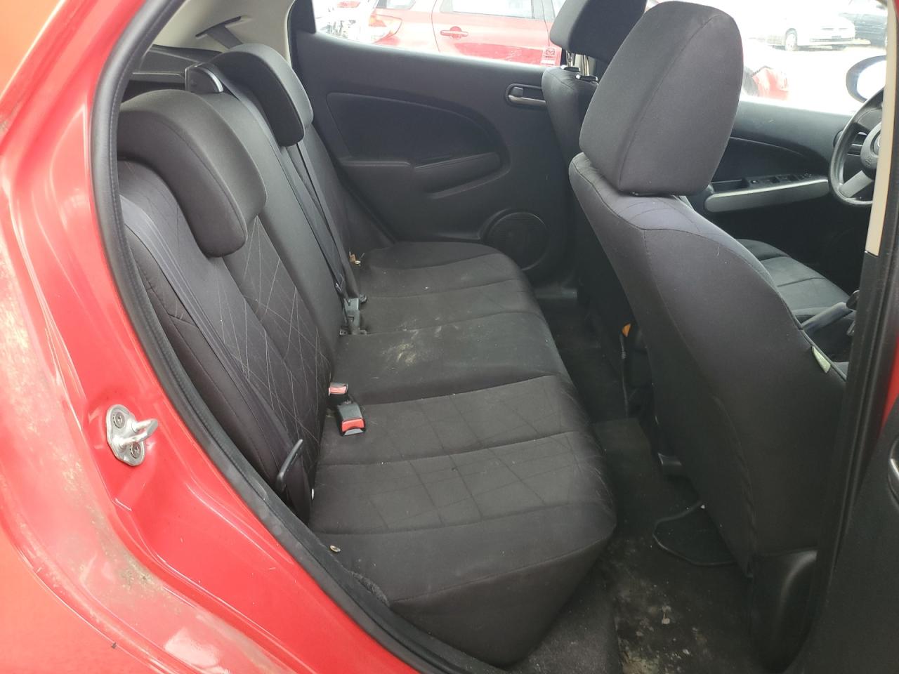 2012 Mazda Mazda2 VIN: JM1DE1KY1C0147105 Lot: 61222955