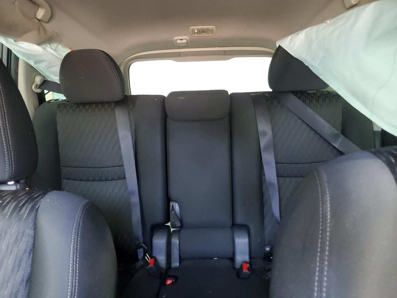 2018 Nissan Rogue S VIN: KNMAT2MT9JP594768 Lot: 62408835