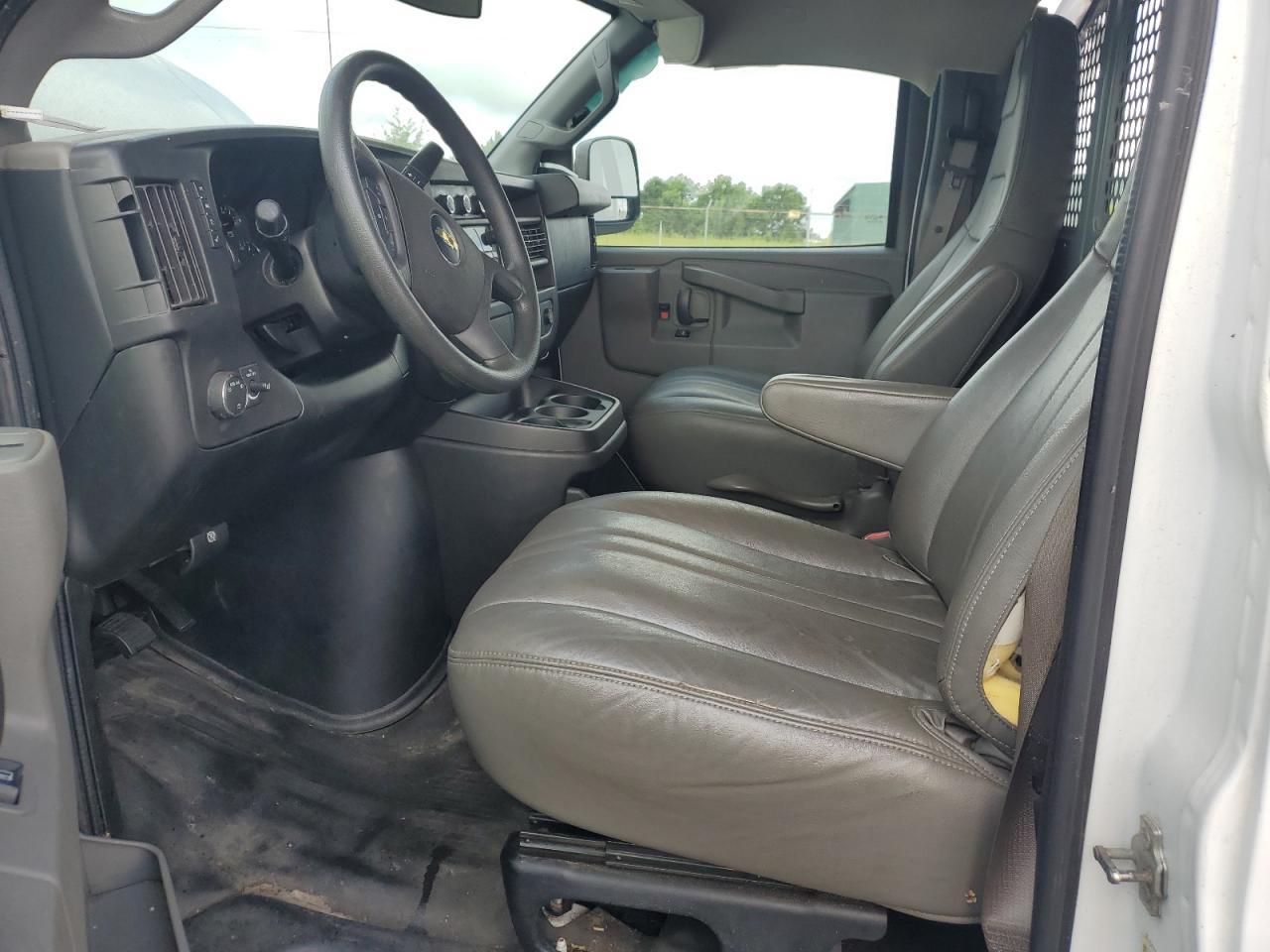 2017 Chevrolet Express G2500 VIN: 1GCWGAFF6H1337995 Lot: 62716325
