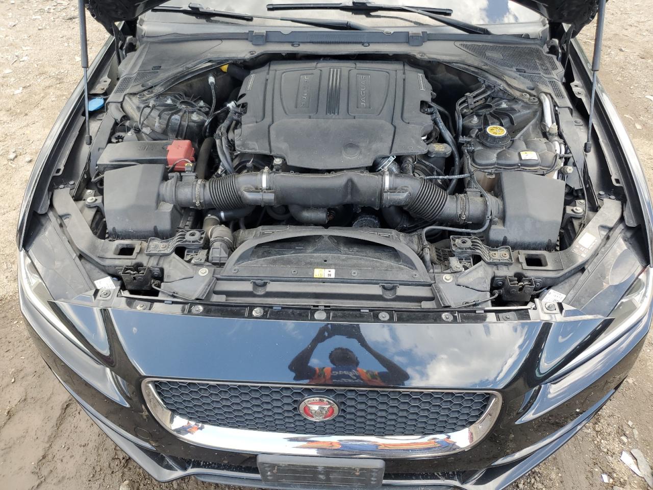 2017 Jaguar Xe Premium VIN: SAJAJ4BV9HA953122 Lot: 61200385