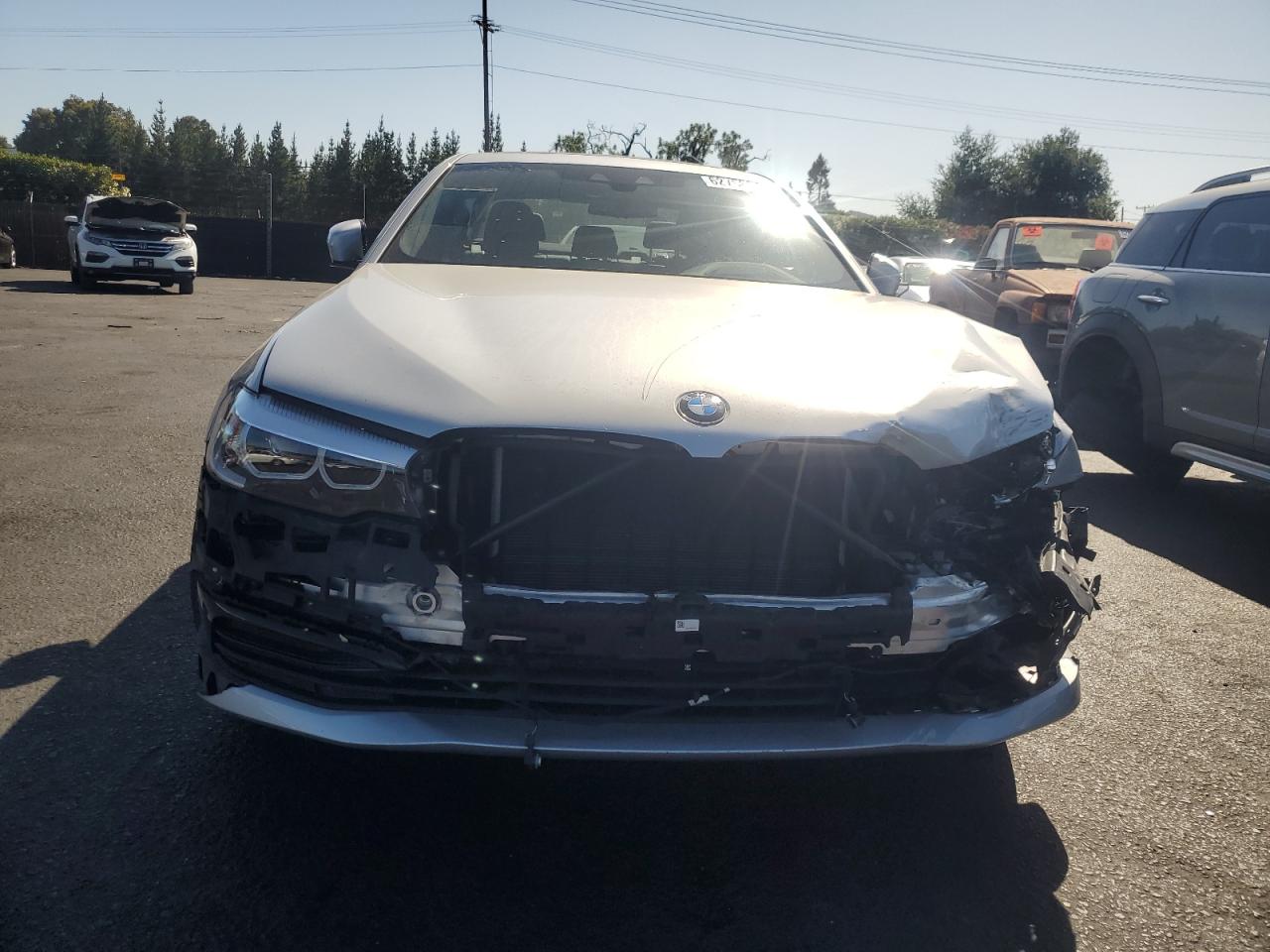 BMW 5 SERIES 2019 VIN WBAJA5C54KWW06355 фото 5
