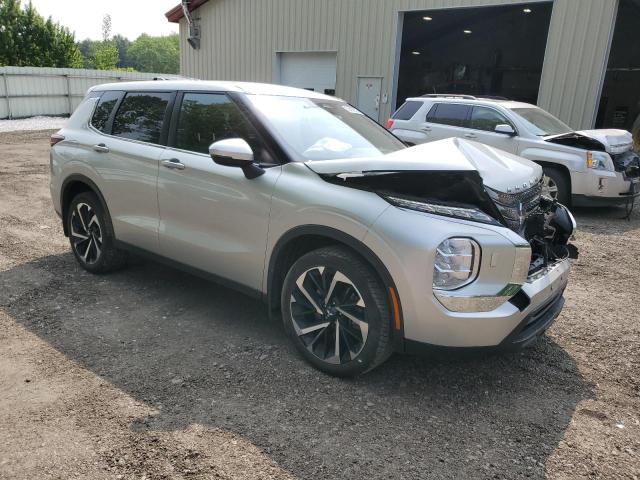  MITSUBISHI OUTLANDER 2022 Srebrny