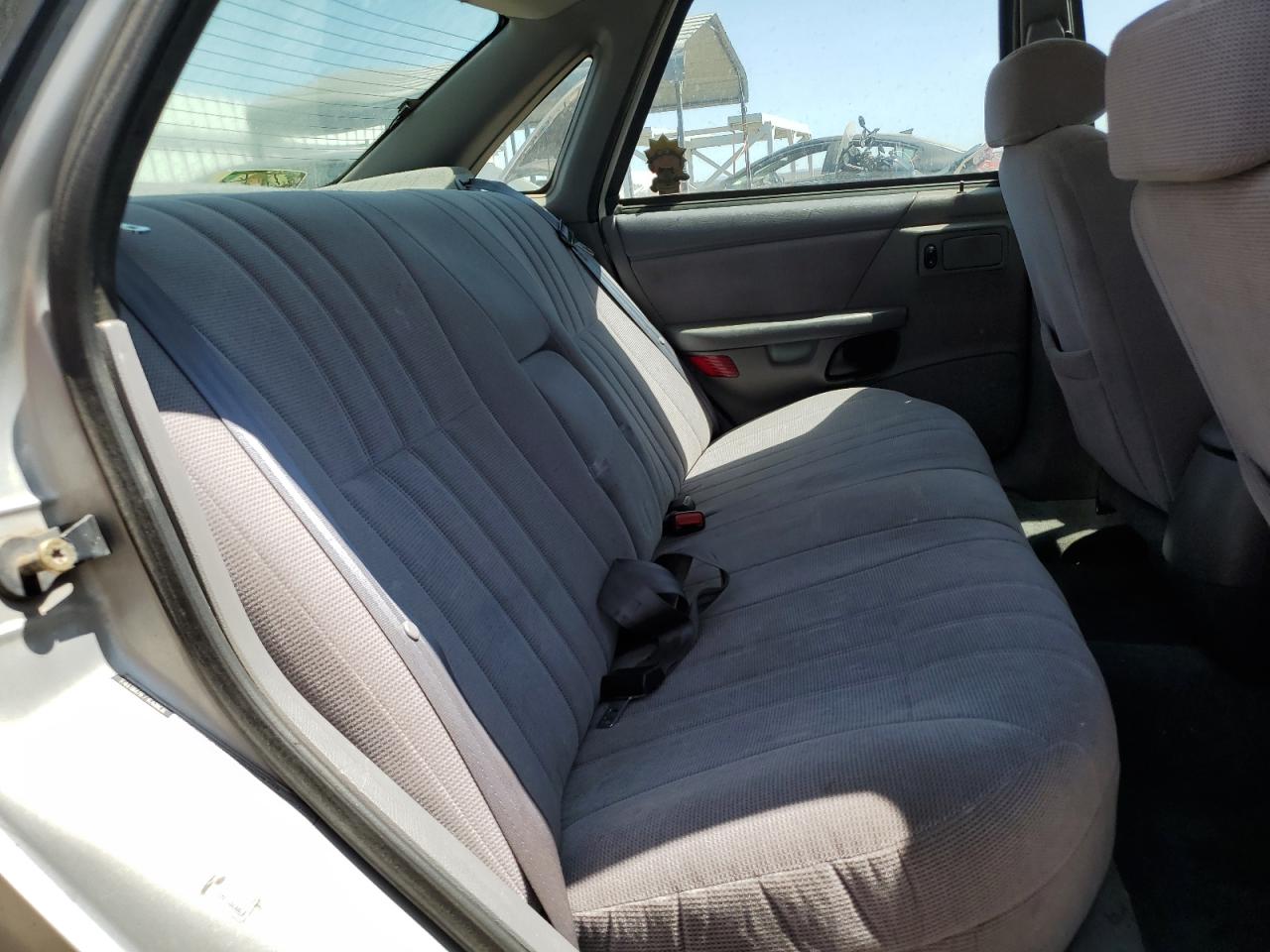 1995 Ford Taurus Gl VIN: 1FALP52U0SG152415 Lot: 62920765