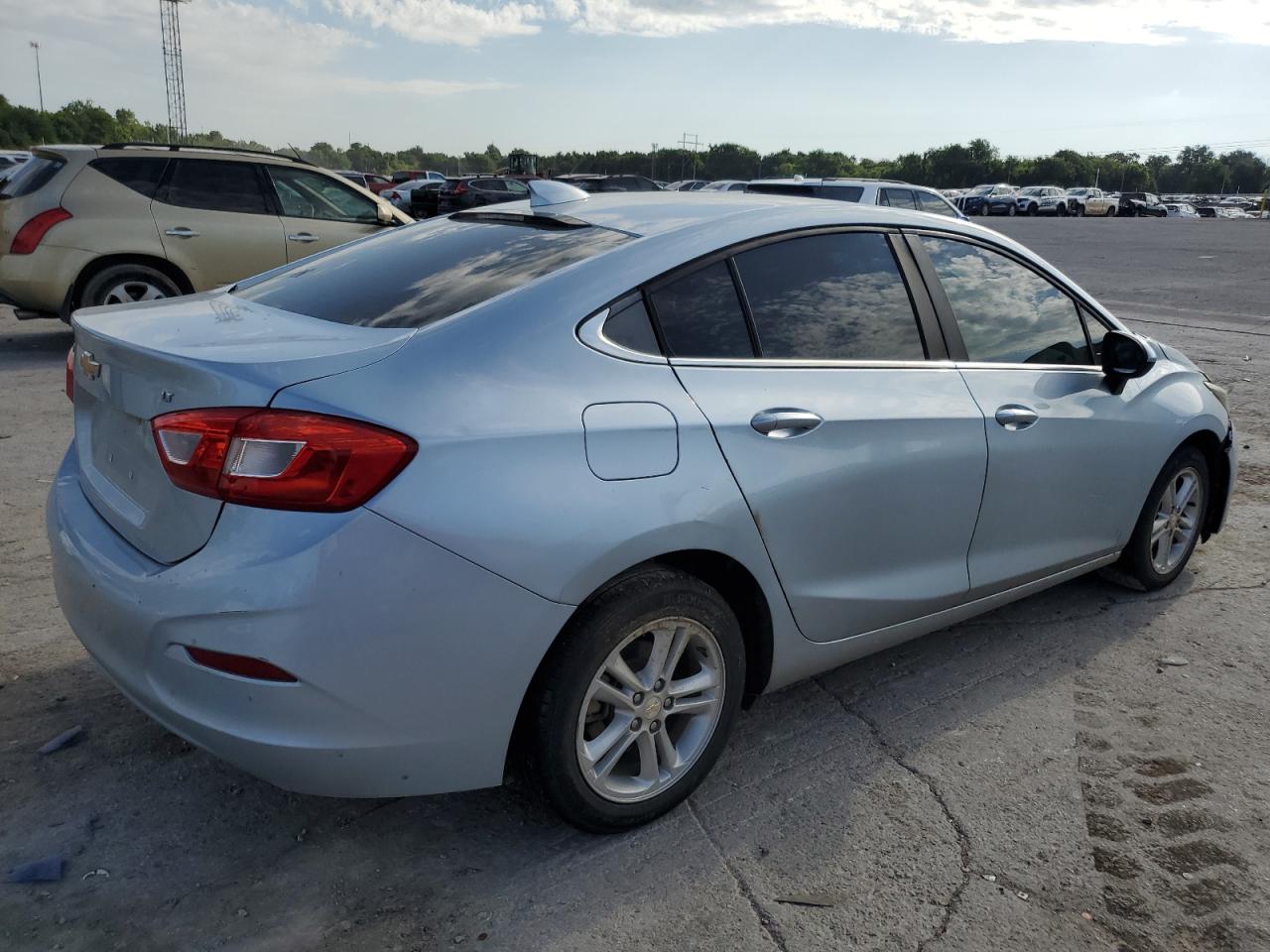 CHEVROLET CRUZE 2017 VIN 1G1BE5SM5H7133842 photo 3