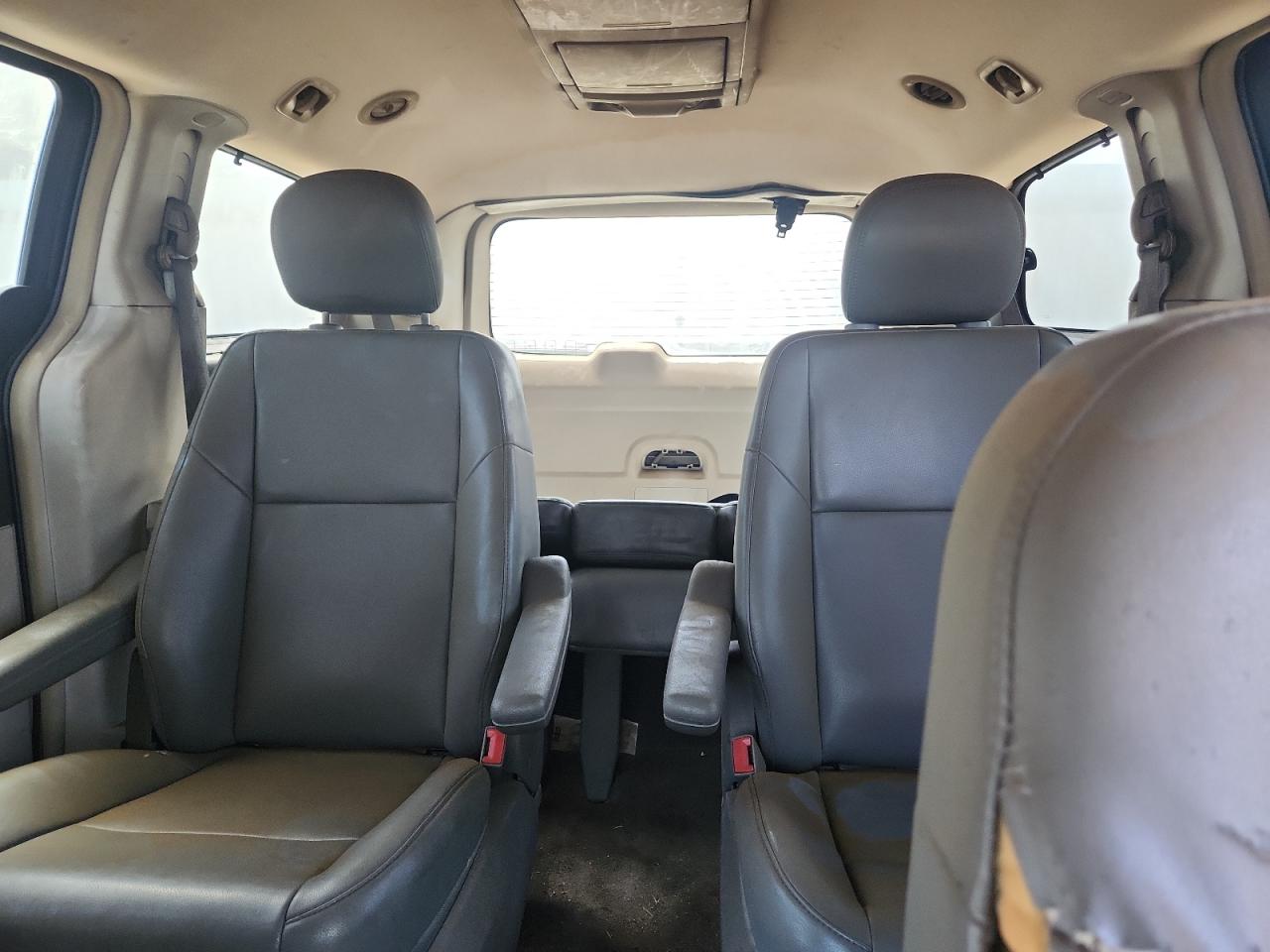 2012 Volkswagen Routan Se VIN: 2C4RVABG4CR355191 Lot: 62310435