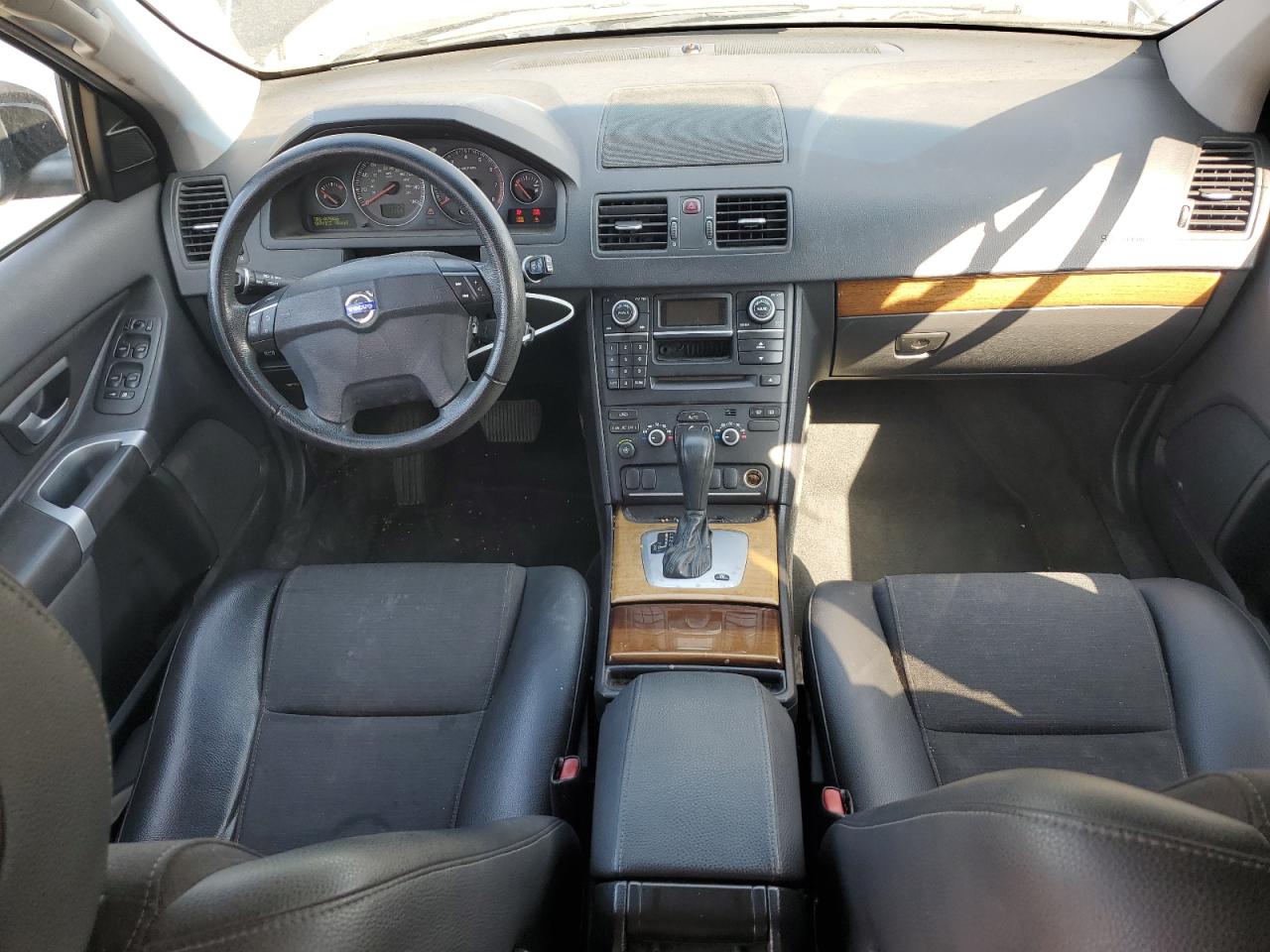 2008 Volvo Xc90 3.2 VIN: YV4CN982381437700 Lot: 62512485