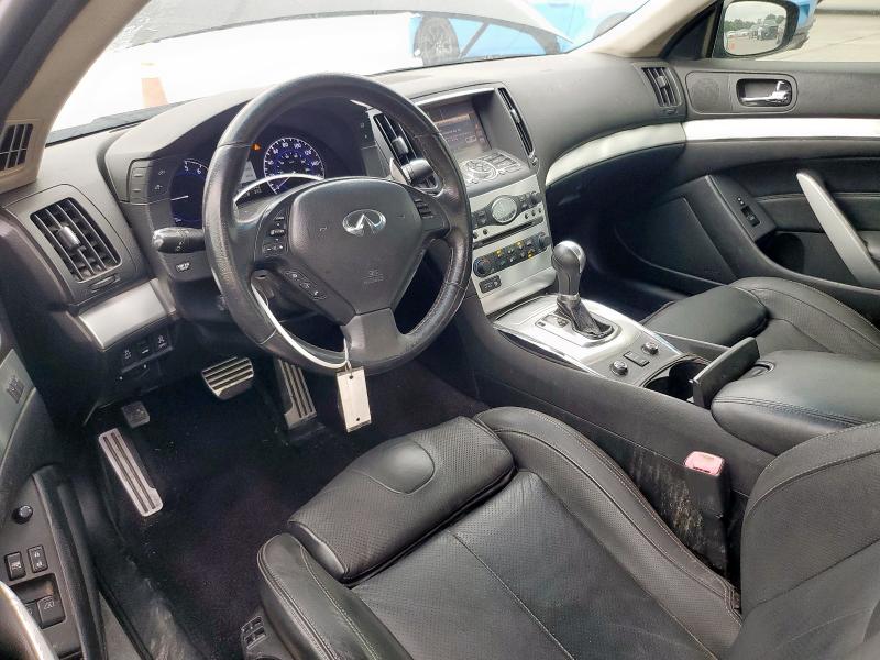 Coupet INFINITI Q60 2014 Biały