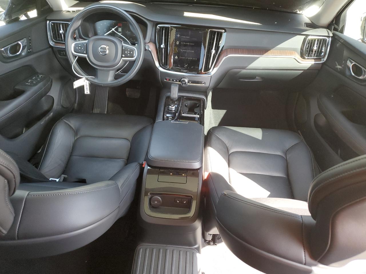 2022 Volvo S60 T8 Recharge R-Design Expression VIN: 7JRBR0FZ9NG154016 Lot: 60815645