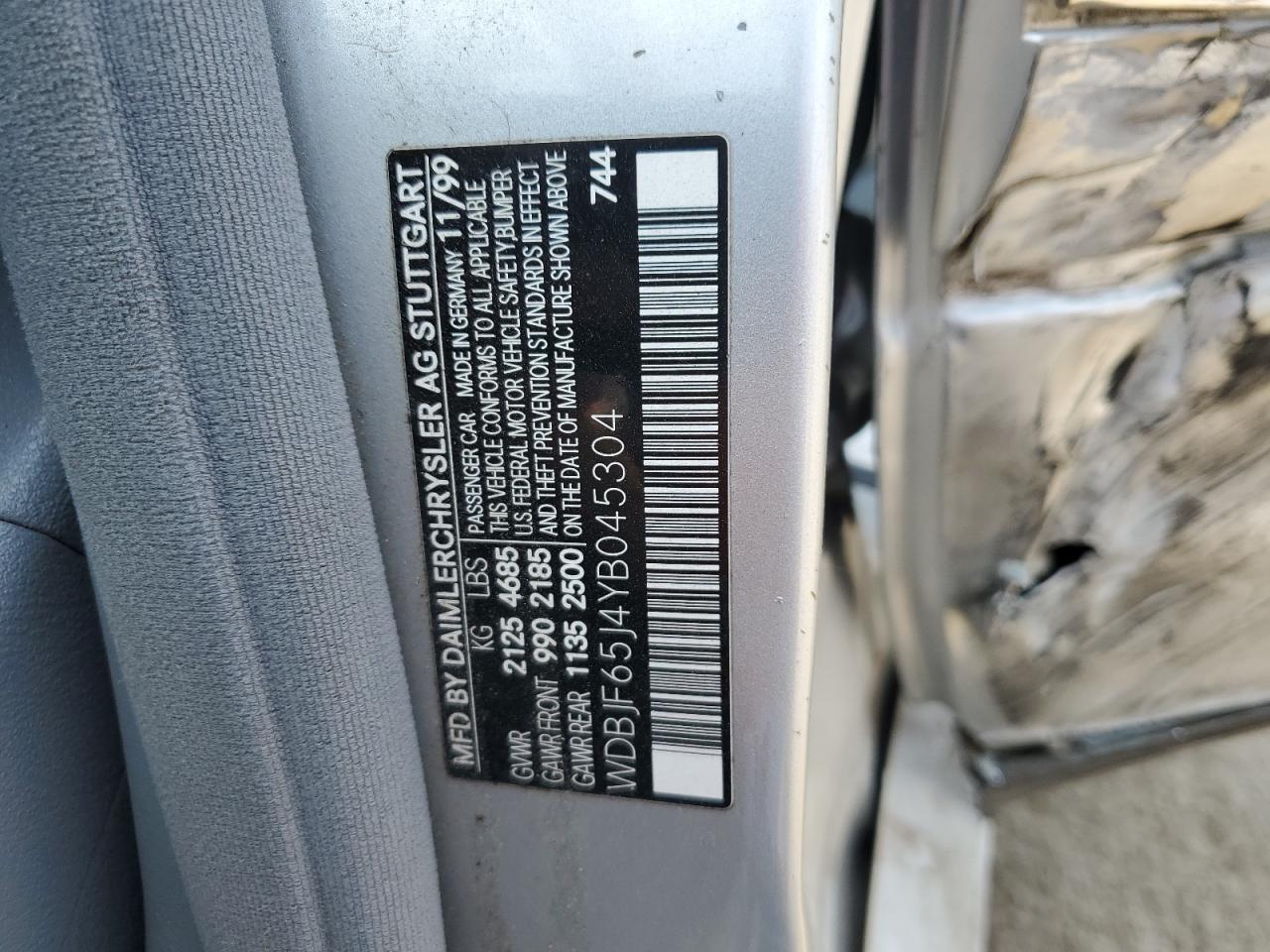 2000 Mercedes-Benz E 320 VIN: WDBJF65J4YB045304 Lot: 59443875