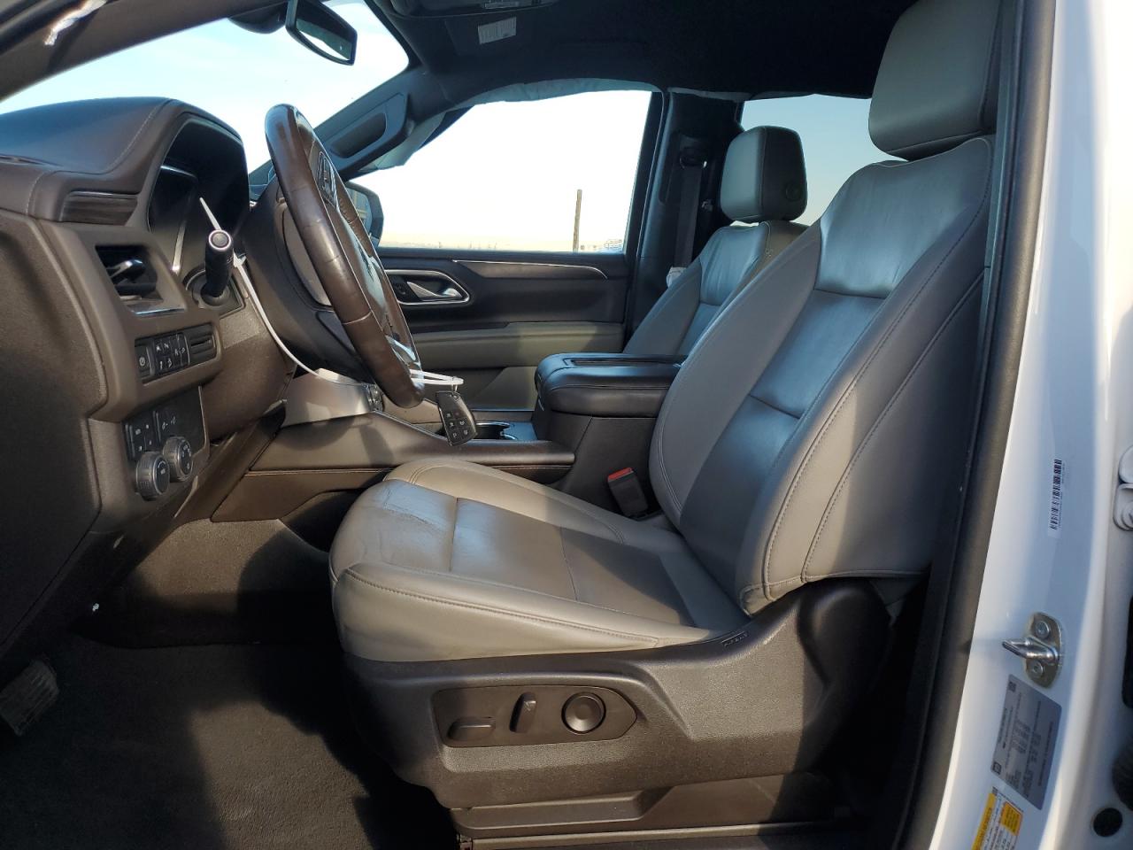 2022 Chevrolet Tahoe K1500 Z71 VIN: 1GNSKPKD2NR215630 Lot: 60919775
