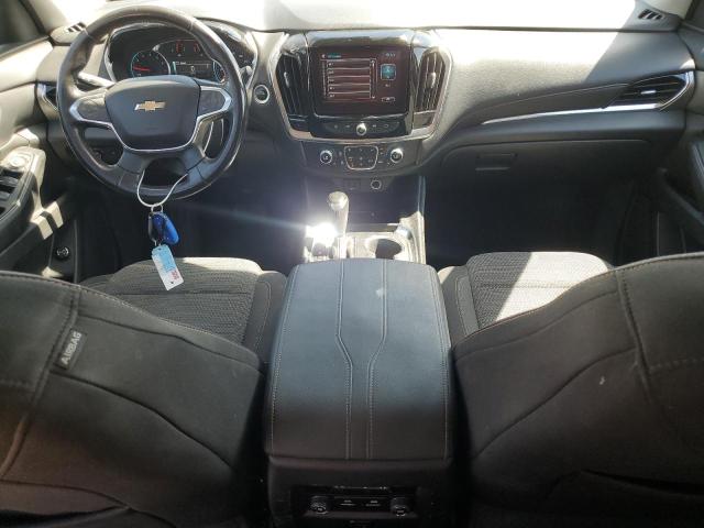  CHEVROLET TRAVERSE 2018 Серебристый