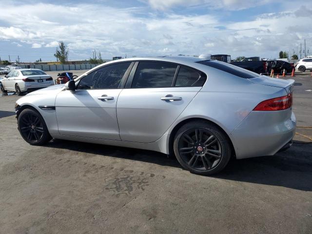  JAGUAR XE 2018 Silver