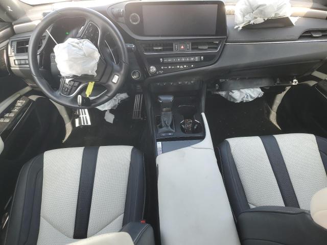  LEXUS ES 300H F 2024 Серебристый