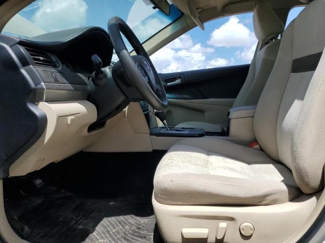  TOYOTA CAMRY 2014 Srebrny