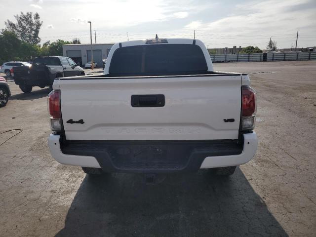  TOYOTA TACOMA 2023 Biały
