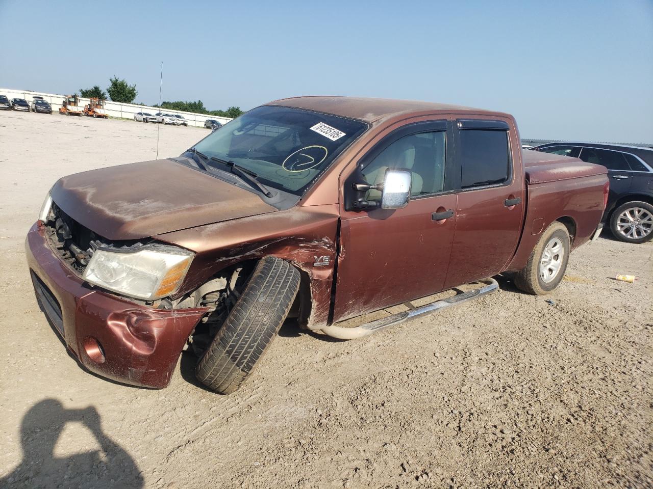Earlington, KY에서 판매 중인 2004 Nissan Titan Xe   - Front End