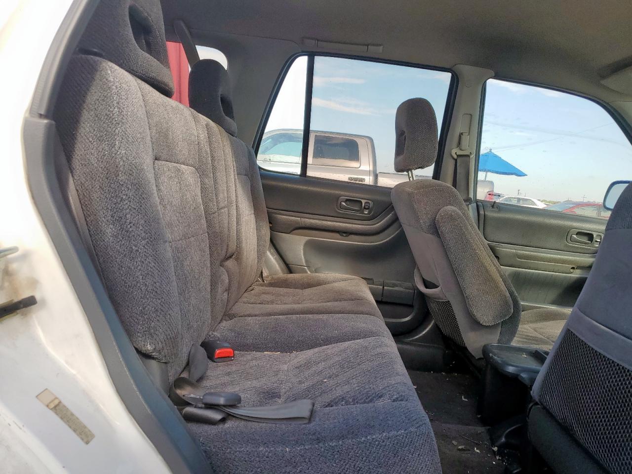 1999 Honda Cr-V Lx VIN: JHLRD1846XC051930 Lot: 62394095