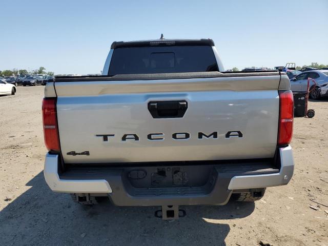  TOYOTA TACOMA 2024 Сріблястий