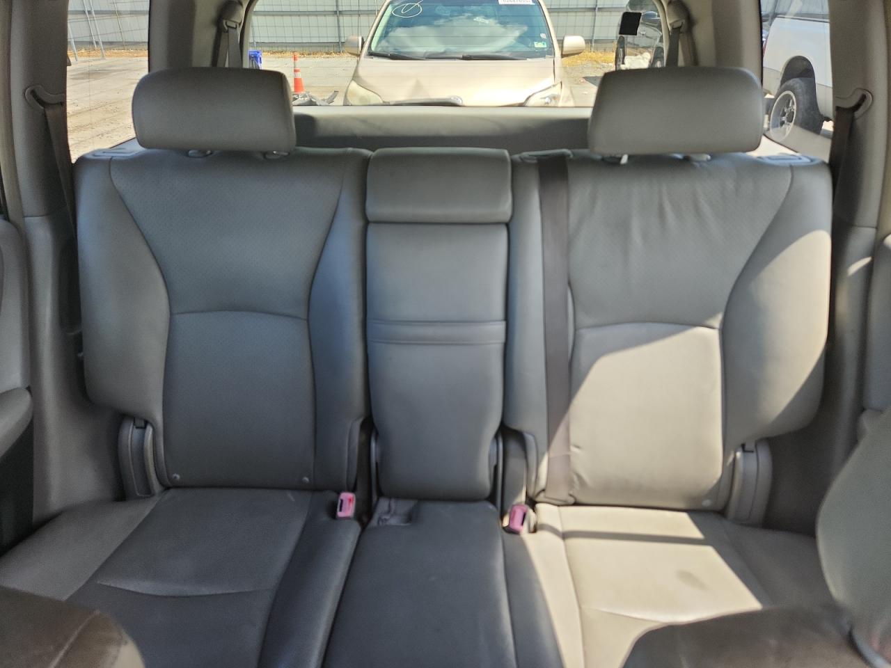 2005 Toyota Highlander Limited VIN: JTEDP21A650055765 Lot: 63287195