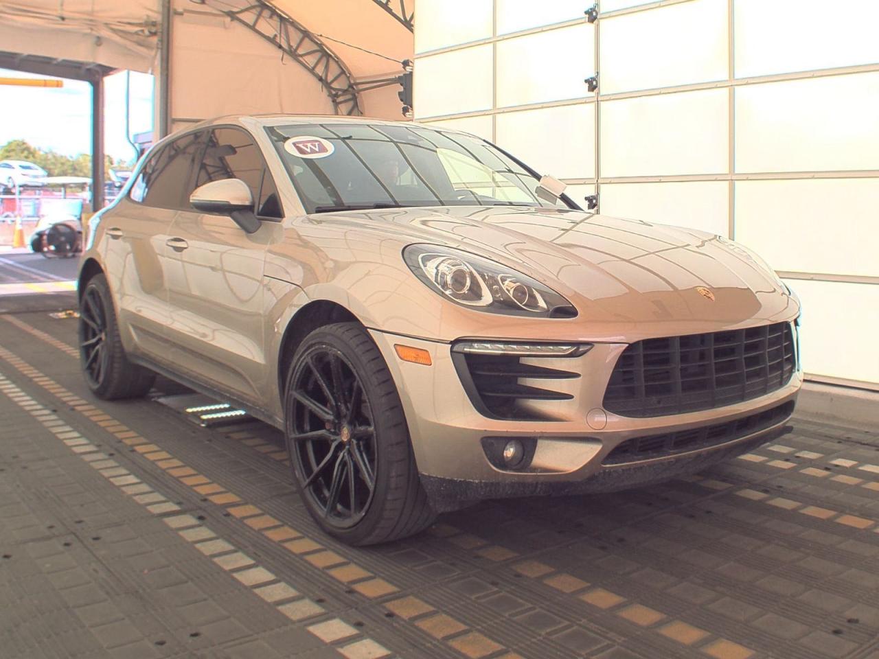 2018 Porsche Macan იყიდება Riverview-ში, FL - Minor Dent/Scratches