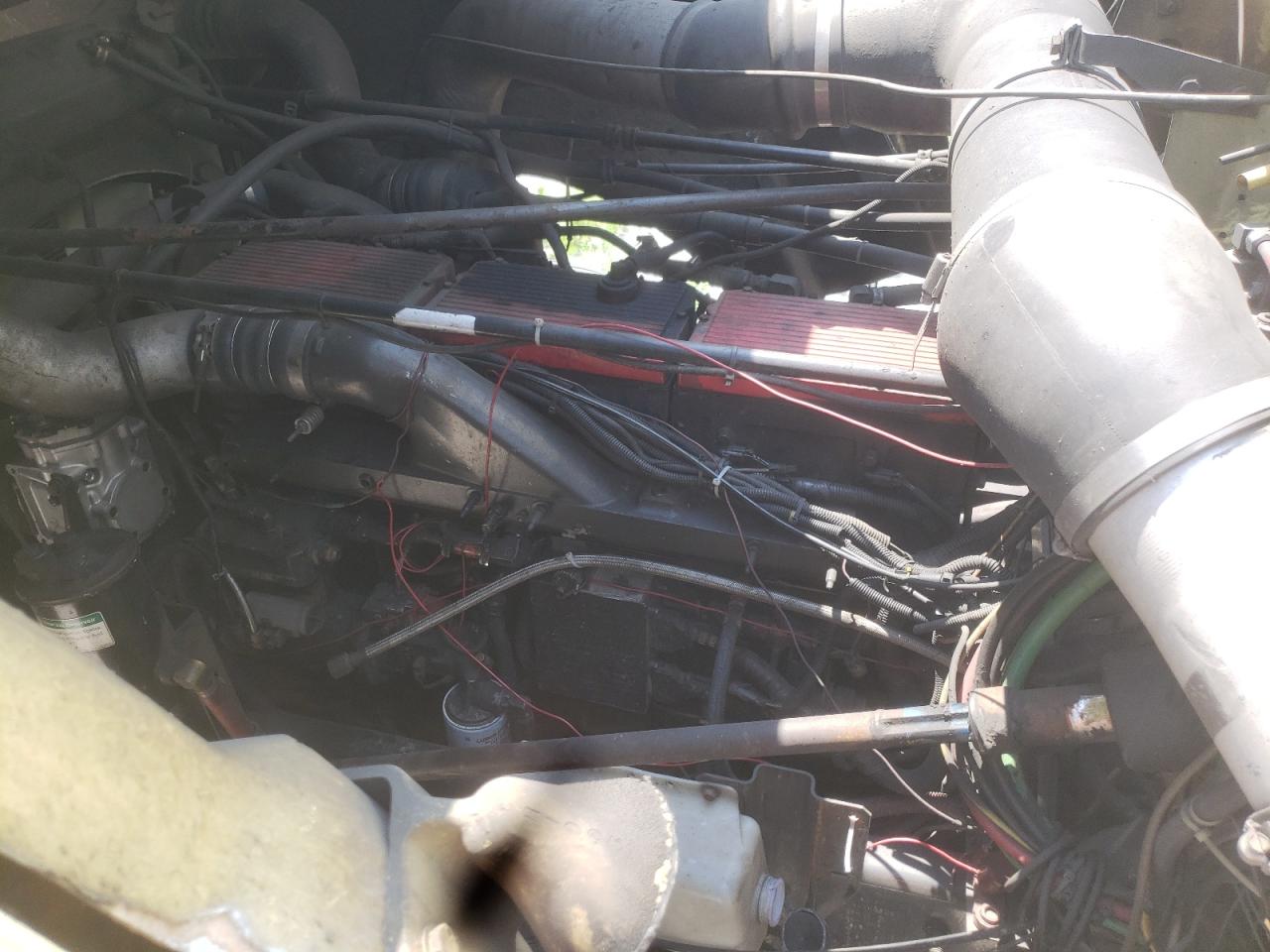 FREIGHTLINER ALL OTHER 2001 VIN 1FUPCDZB11LH10036 photo 7