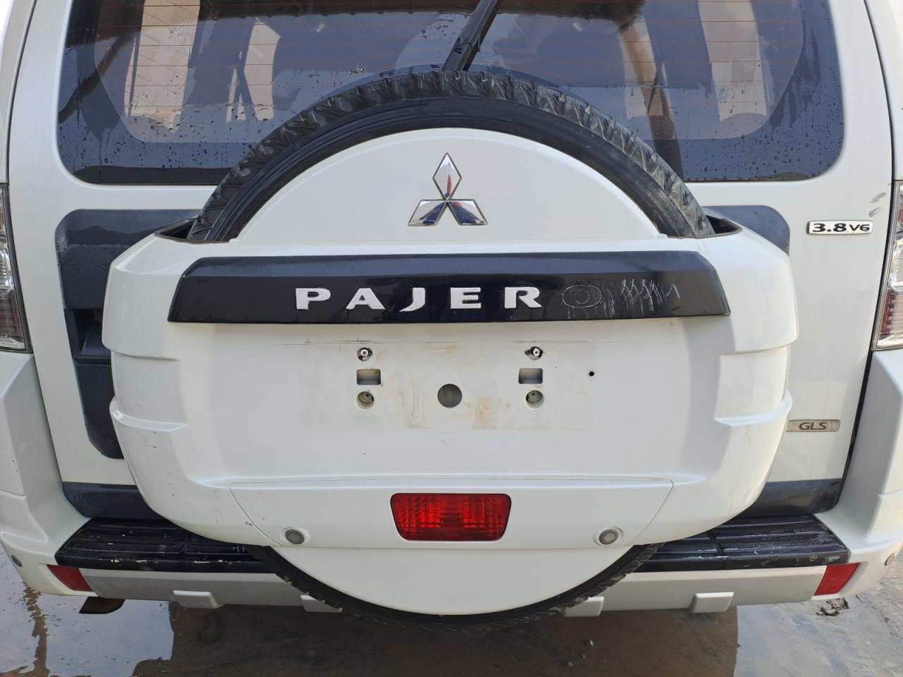 JMYLYV97WAJ705629 - 2010 Mitsubishi PAJERO - #61534115