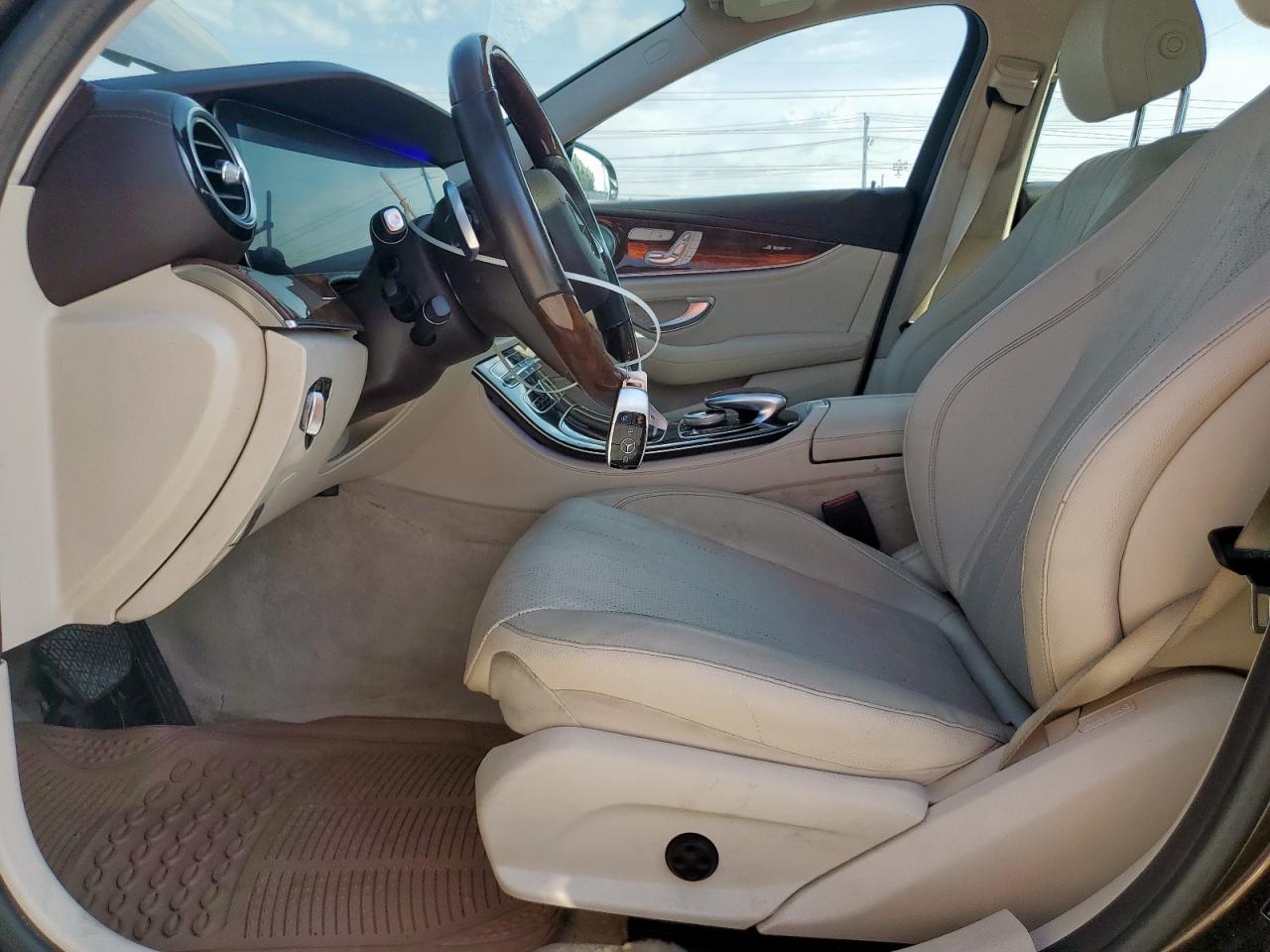 2018 Mercedes-Benz E 300 VIN: WDDZF4JB3JA312599 Lot: 60413375
