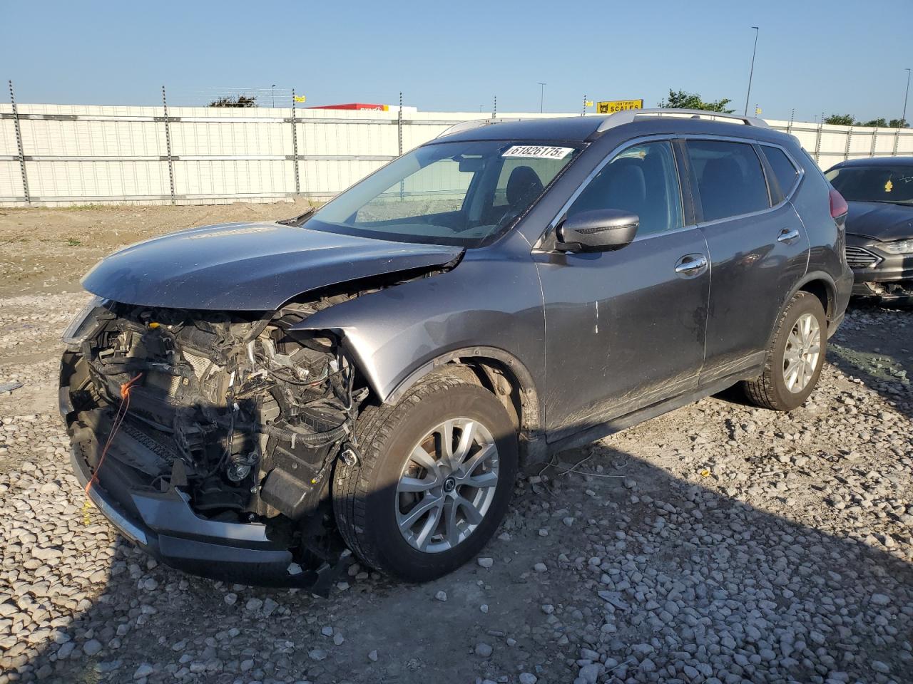 KNMAT2MT3JP522867 NISSAN ROGUE Photo 1