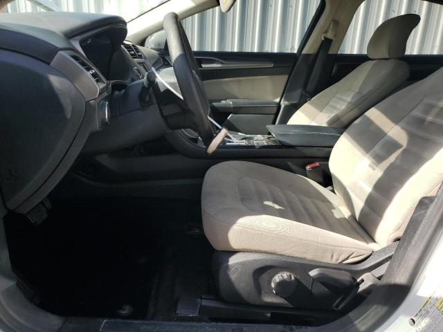 Sedans FORD FUSION 2017 White
