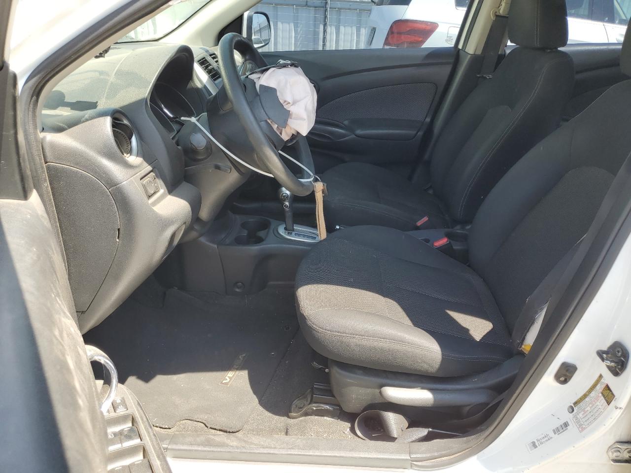 2014 Nissan Versa S VIN: 3N1CN7AP3EL844176 Lot: 62906315