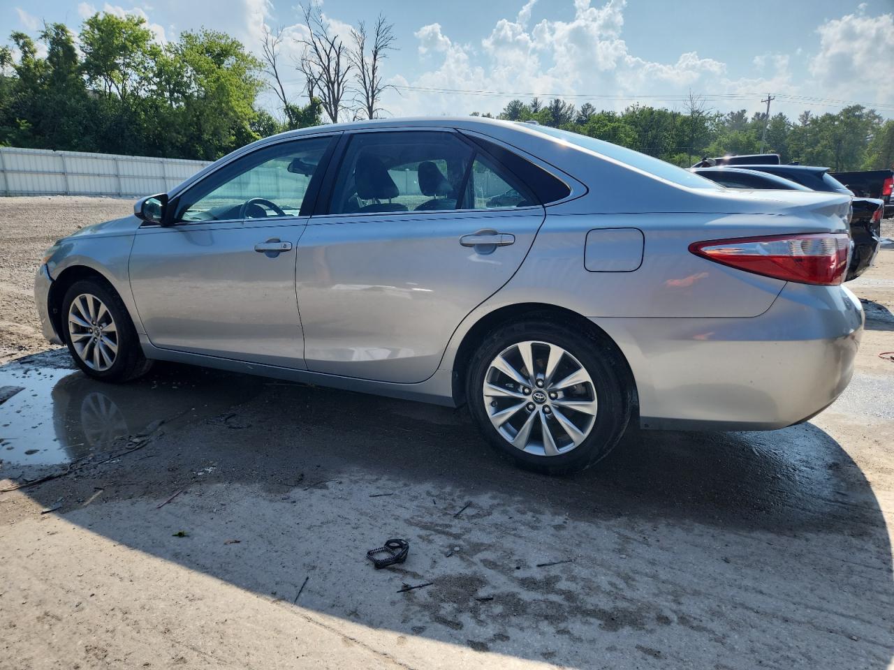 TOYOTA CAMRY 2016 VIN 4T1BF1FK3GU140127 photo 2