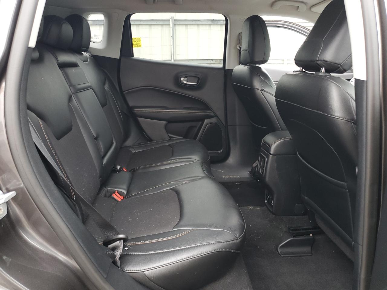 2018 Jeep Compass Latitude VIN: 3C4NJDBB2JT114787 Lot: 61144105