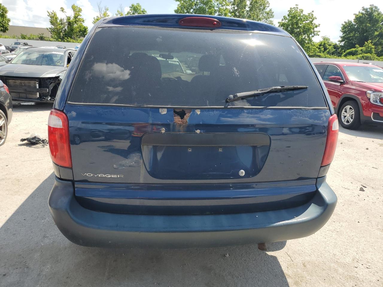 2001 Chrysler Voyager VIN: 1C4GJ25B61B121297 Lot: 61754425