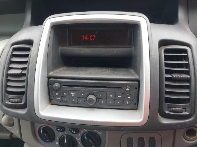 2013 VAUXHALL VIVARO 270