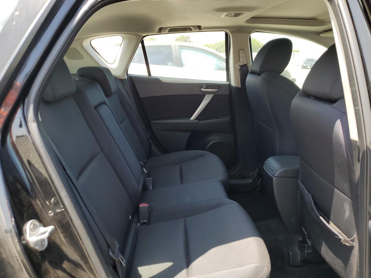 2010 Mazda 3 S VIN: JM1BL1H68A1177485 Lot: 62426975