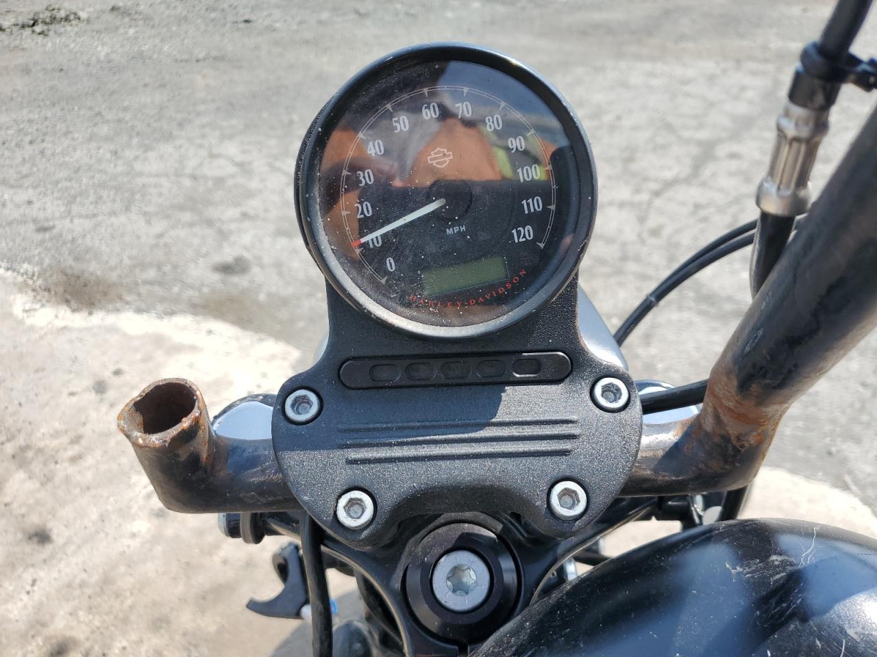 2022 Harley-Davidson Xl883 N VIN: 1HD4LE212NB402608 Lot: 62501035