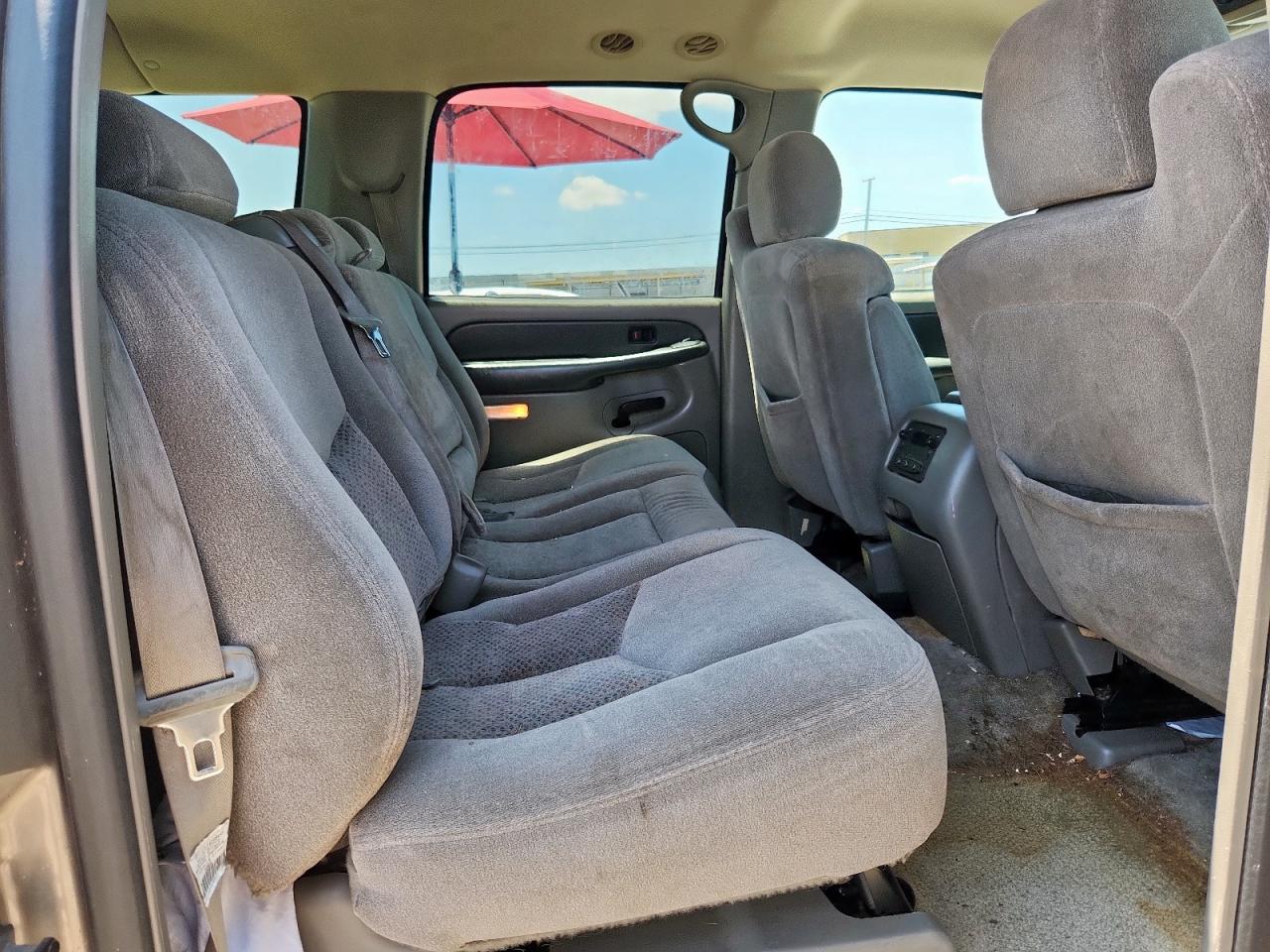 2003 Chevrolet Suburban C1500 VIN: 1GNEC16T33J218444 Lot: 61261815