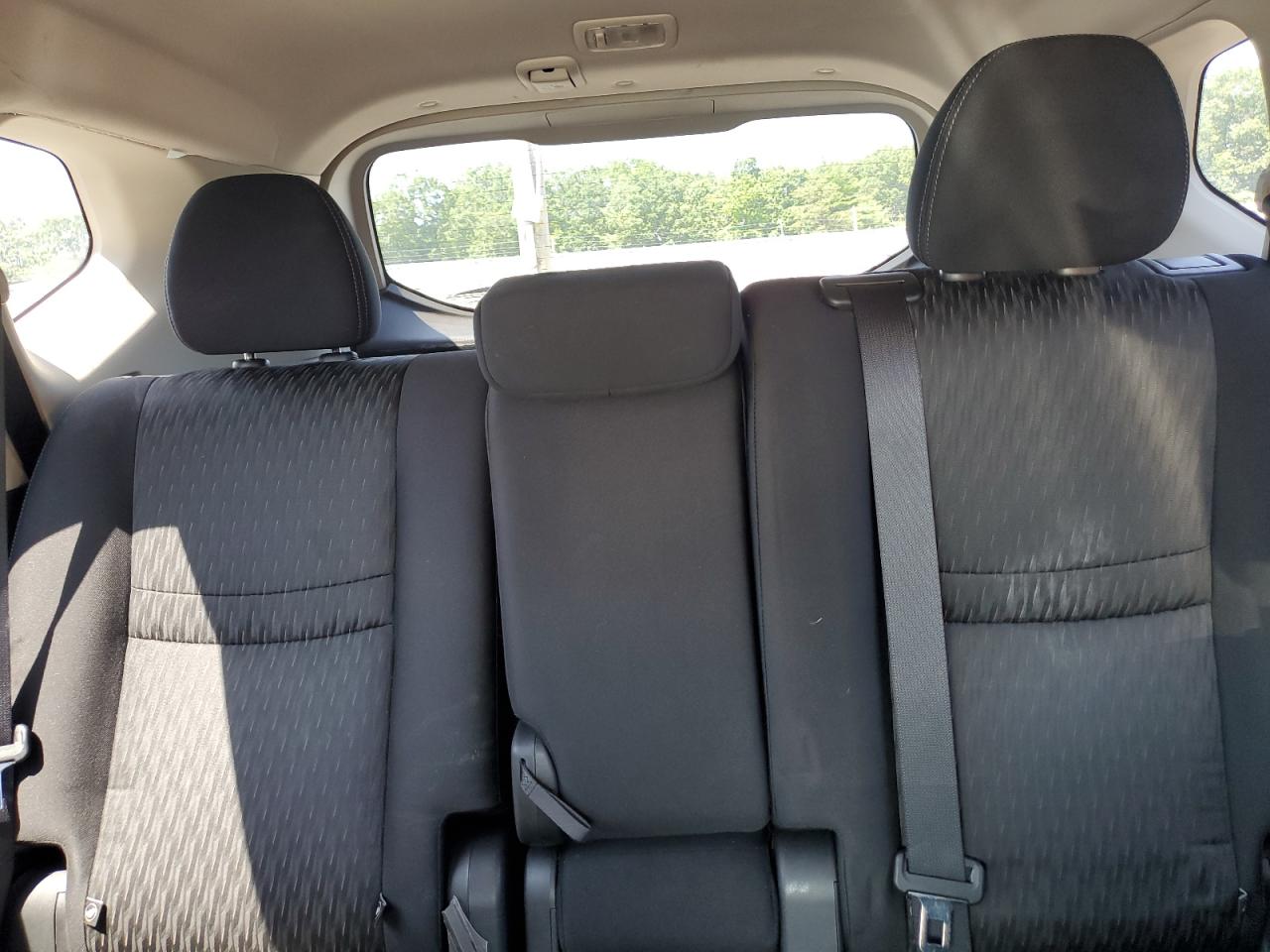 2020 Nissan Rogue S VIN: JN8AT2MVXLW120486 Lot: 61615265