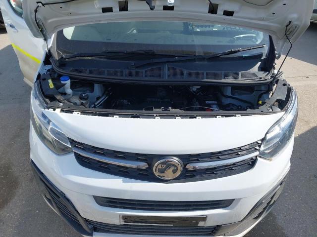 2022 VAUXHALL VIVARO F27