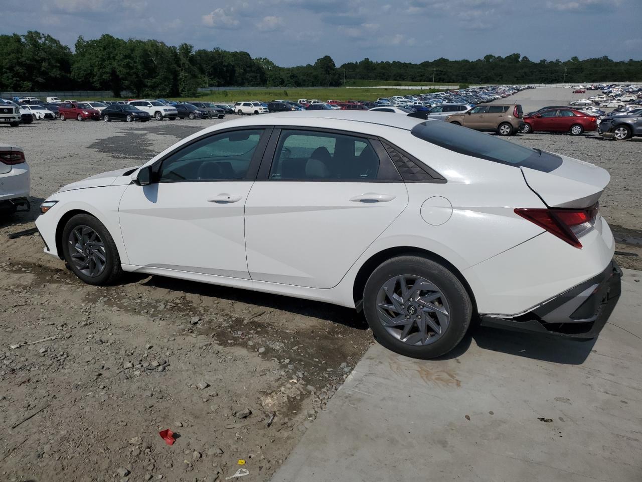 Hyundai Elantra se 2024